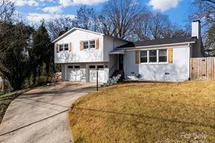 1905 10th St Pl NW, Hickory, NC 28601 - Photo 3