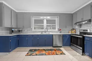 1905 10th St Pl NW, Hickory, NC 28601 - Photo 11