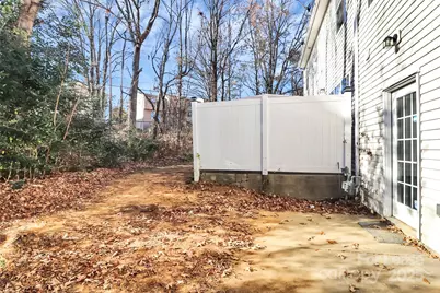 2138 Winthrop Chase Drive, Charlotte, NC 28212 - Photo 33