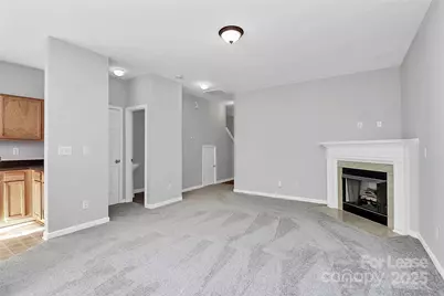 2138 Winthrop Chase Drive, Charlotte, NC 28212 - Photo 9