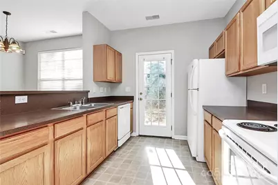 2138 Winthrop Chase Drive, Charlotte, NC 28212 - Photo 15