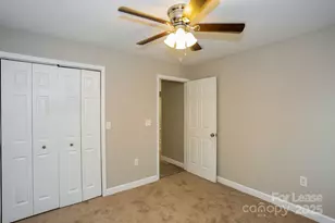 5407 Venado St, Charlotte, NC 28215 - Photo 15