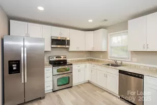 5407 Venado St, Charlotte, NC 28215 - Photo 9