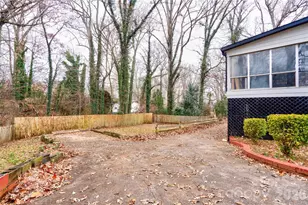 704 Earl Rd, Shelby, NC 28150 - Photo 3