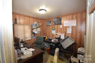 10310 Rozzelles Ferry Road, Charlotte, NC 28214 - Photo 7