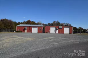 10310 Rozzelles Ferry Rd, Charlotte, NC 28214 - Photo 1