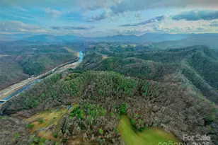 295 Bennett Branch Rd, Green Mountain, NC 28740 - Photo 15