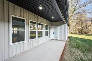 1209-1 Patterson St, Shelby, NC 28152 - Photo 5