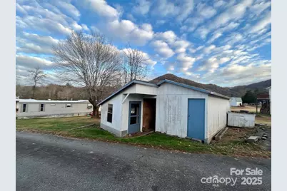 2333 Cedar Rock Circle, Lenoir, NC 28645 - Photo 31