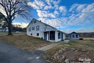 2333 Cedar Rock Cir, Lenoir, NC 28645 - Photo 5