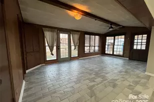 2333 Cedar Rock Cir, Lenoir, NC 28645 - Photo 23