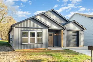 1209-2 Patterson St, Shelby, NC 28152 - Photo 1