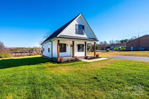 200 N Center St, Hildebran, NC 28637 - Photo 1