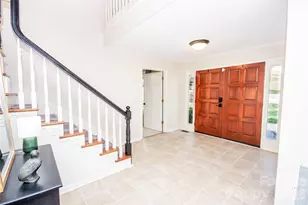 2193 Hawthorne Ln, Wilkesboro, NC 28697 - Photo 9