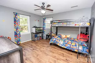 2193 Hawthorne Ln, Wilkesboro, NC 28697 - Photo 27