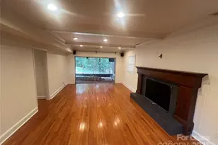 6611 Lancer Dr, Charlotte, NC 28226 - Photo 3