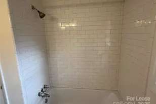 6611 Lancer Dr, Charlotte, NC 28226 - Photo 17