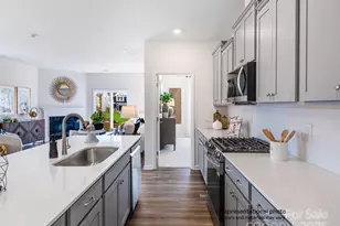 1610 Swallow Tail Dr, Belmont, NC 28012 - Photo 7