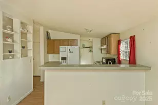 142 River Breeze Dr, Morganton, NC 28655 - Photo 9