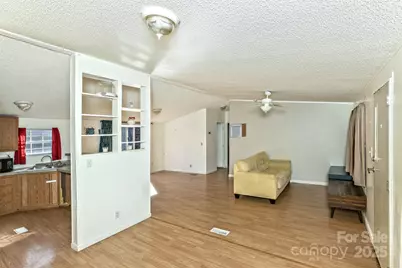 142 River Breeze Drive, Morganton, NC 28655 - Photo 5