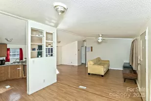 142 River Breeze Dr, Morganton, NC 28655 - Photo 5