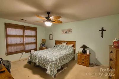 532 Woodfield Lane, Hendersonville, NC 28791 - Photo 23