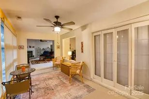 532 Woodfield Ln, Hendersonville, NC 28791 - Photo 19