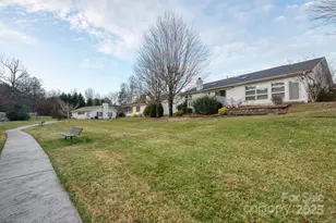 532 Woodfield Ln, Hendersonville, NC 28791 - Photo 29