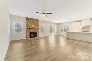 202 Tetcott St, Mooresville, NC 28115 - Photo 5