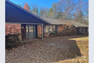1050 Indian Hill Road, Hendersonville, NC 28791 - Photo 3