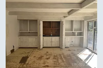 1050 Indian Hill Road, Hendersonville, NC 28791 - Photo 7