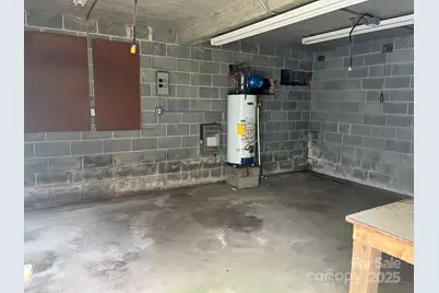 1050 Indian Hill Road, Hendersonville, NC 28791 - Photo 13