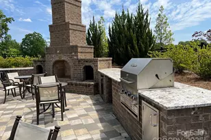 4225 Honey Locust Dr, Charlotte, NC 28215 - Photo 41