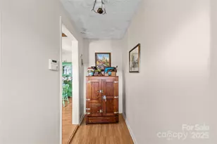 940 Meadowlane Dr NW, Lenoir, NC 28645 - Photo 27