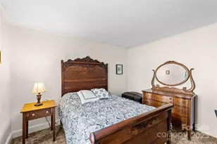 940 Meadowlane Dr NW, Lenoir, NC 28645 - Photo 33