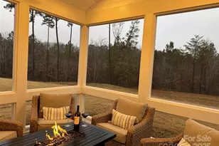 948 Exeter Dr, Sherrills Ford, NC 28673 - Photo 9