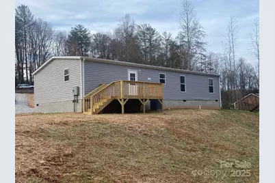 1052 Benfield Woods, Morganton, NC 28655 - Photo 13