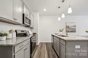 2928 Sloan Dr, Charlotte, NC 28208 - Photo 9