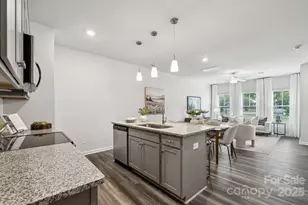 2928 Sloan Dr, Charlotte, NC 28208 - Photo 7