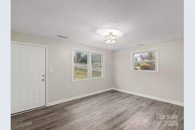 3272 Wilson Heights Drive, Hildebran, NC 28637 - Photo 5