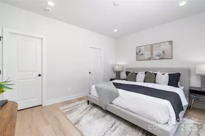 7801 Casa Loma Road, Charlotte, NC 28269 - Photo 9