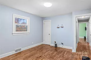 133 South St, Elkin, NC 28621 - Photo 13