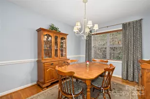 264 Charlestown Dr, Hendersonville, NC 28792 - Photo 7