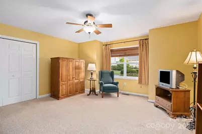 264 Charlestown Drive, Hendersonville, NC 28792 - Photo 13