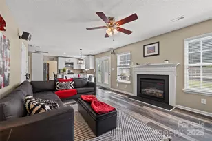 3107 Huntington Ridge Ct, Matthews, NC 28105 - Photo 19