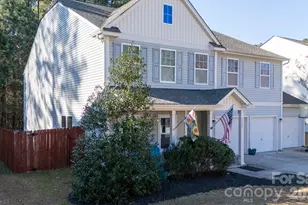 3121 Crosswind Dr, Fort Mill, SC 29707 - Photo 3