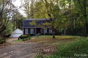 822 Westminster Cir SW, Lenoir, NC 28645 - Photo 3