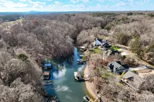 1090 N Saunders Dr, Catawba, NC 28609 - Photo 3