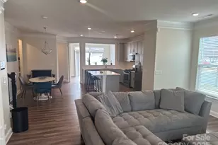 2004 Blewett Dr, Charlotte, NC 28269 - Photo 7