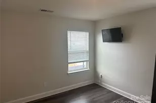 2004 Blewett Dr, Charlotte, NC 28269 - Photo 19